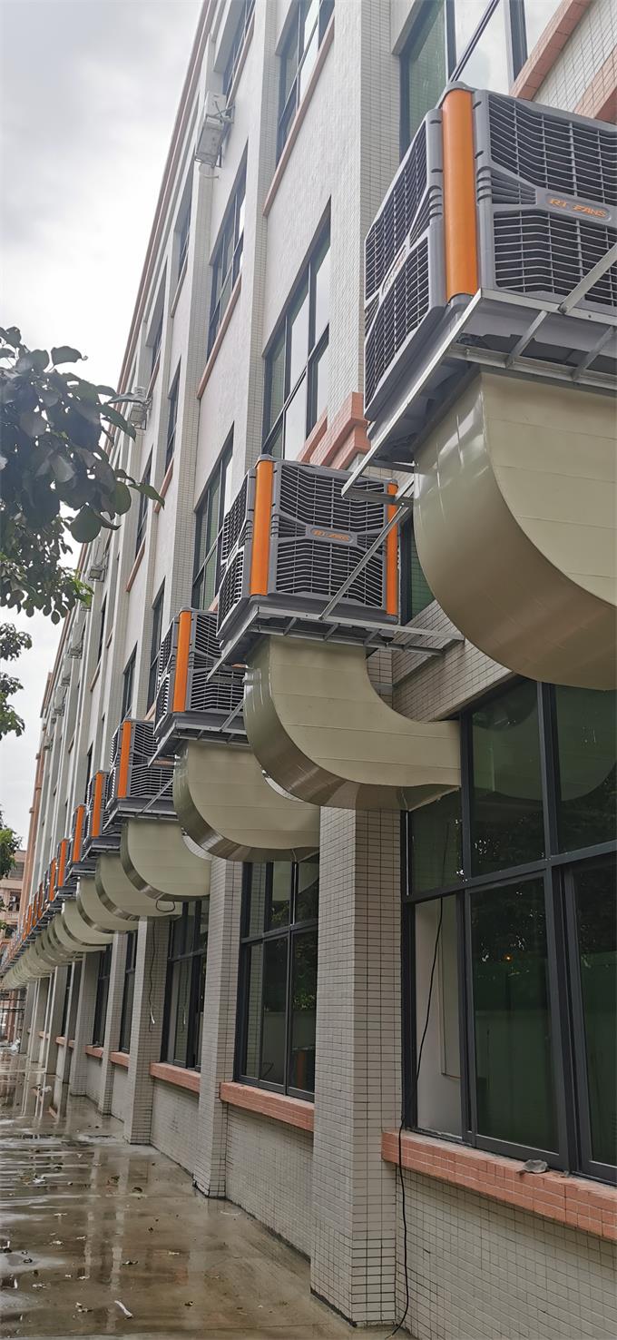 你還在為廠房降溫而煩惱嗎？工業(yè)水冷空調為你解決廠房降溫難題